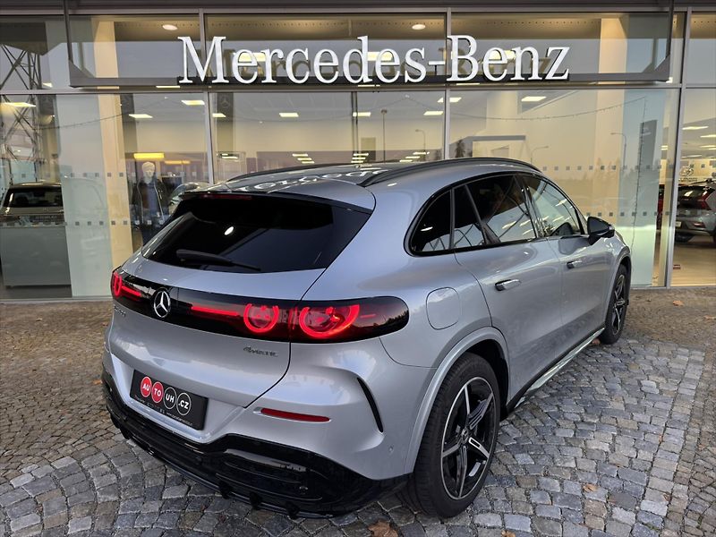Mercedes-Benz GLC 400 4M electric*AMG - fotka 32 z 42