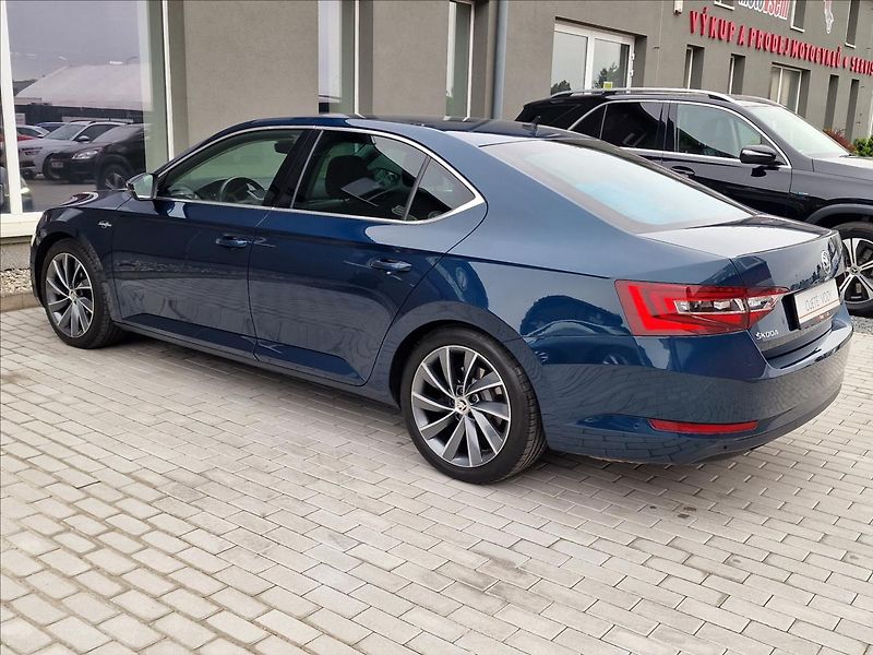 Škoda Superb 2.0TDI 140kW L&K 4x4 DSG, ČR - fotka 7 z 50