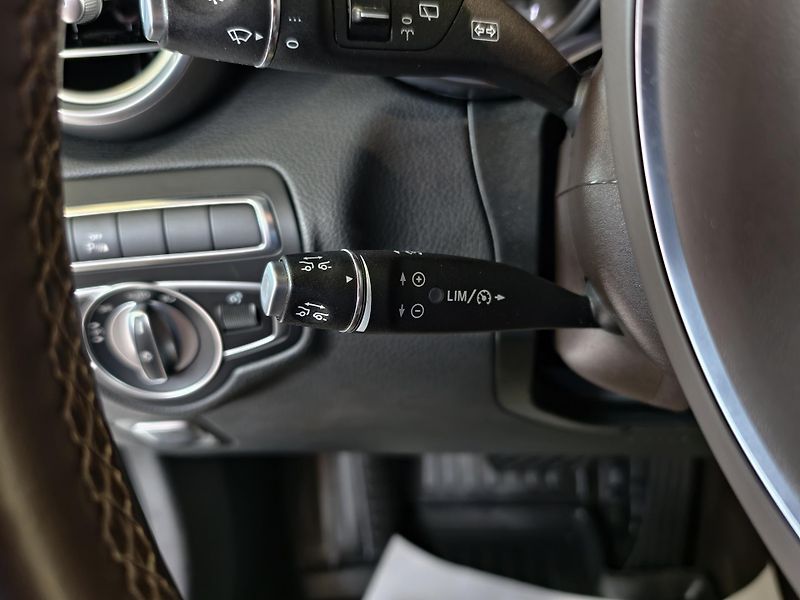 Mercedes-Benz GLC 350e 235kW 4MATIC Plug-In, DPH - fotka 23 z 27