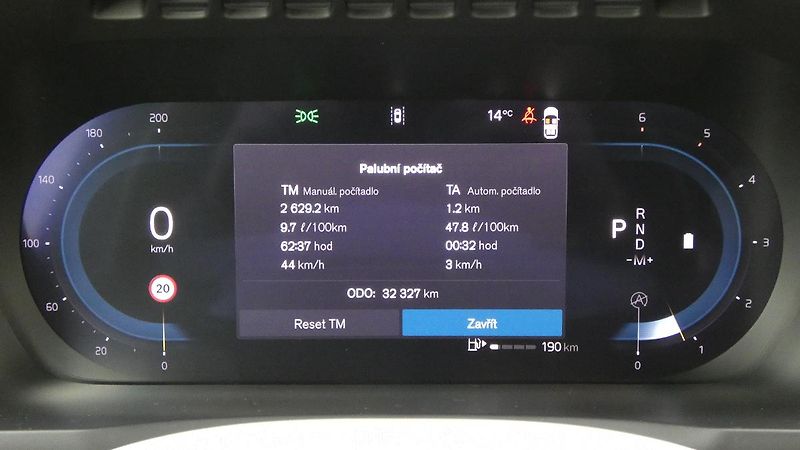 Volvo XC90 B5 AWD Plus Bright 7 míst - fotka 13 z 26
