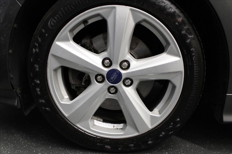 Ford S-MAX 1,5 EcoBoost PANORAMA 1.majite - fotka 33 z 40