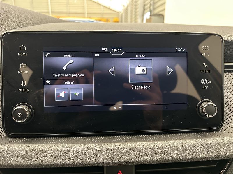 Škoda Kamiq 1.0 TS Selection - fotka 14 z 23
