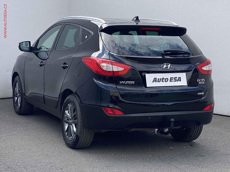 Hyundai ix35 (2015) 2.0CRDi 4WD, Style, navi, TZ - fotka 6 z 18