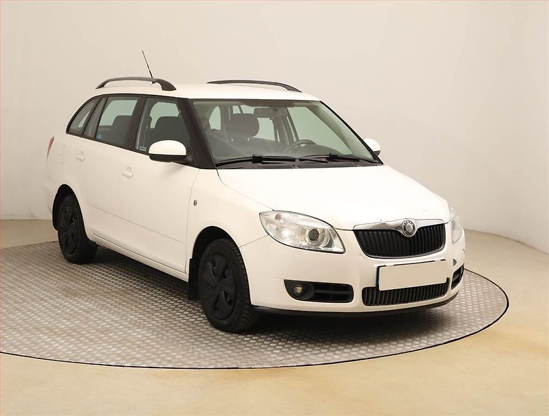Škoda Fabia (2009) 1.2 12V, po STK, jezdí výborně - fotografie inzerátu