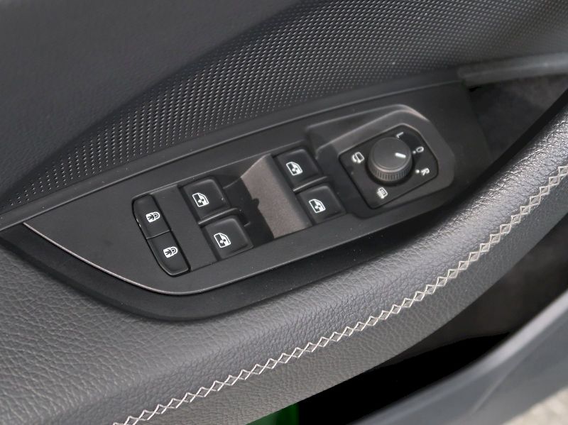Škoda Kodiaq (2025) EXCLUSIVE 2.0TSI 150KW DSG 4x4 - fotka 29 z 48