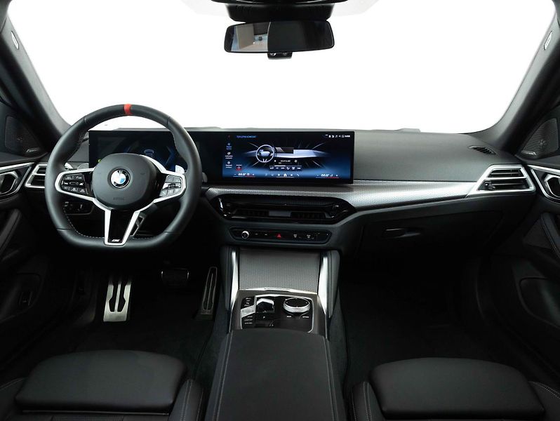 BMW Řada 4 M440i xDrive Gran Coupé - fotka 9 z 21