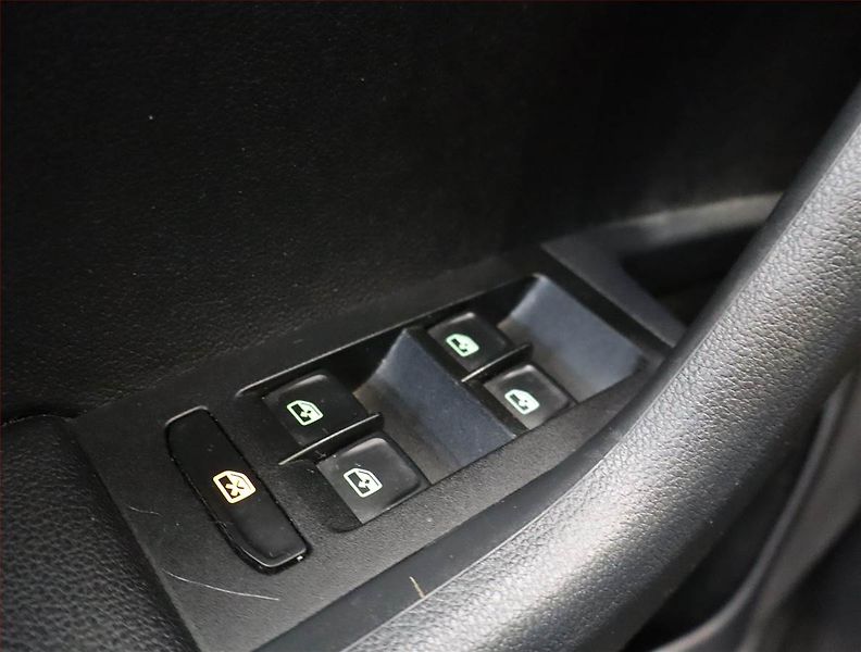 Škoda Octavia (2016) Ambition Plus 1.6 TDI - fotka 18 z 19