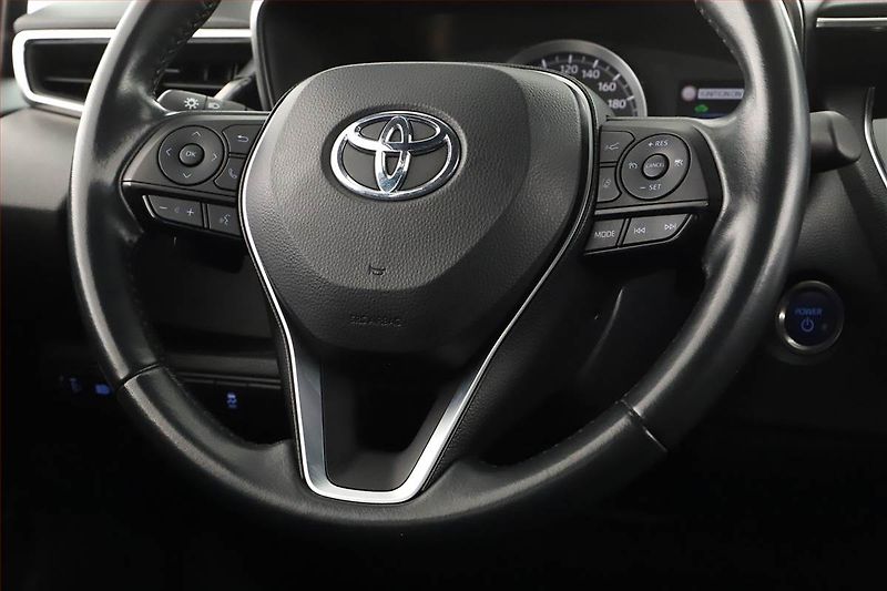 Toyota Corolla (2022) Active 2.0 Hybrid - fotka 11 z 25
