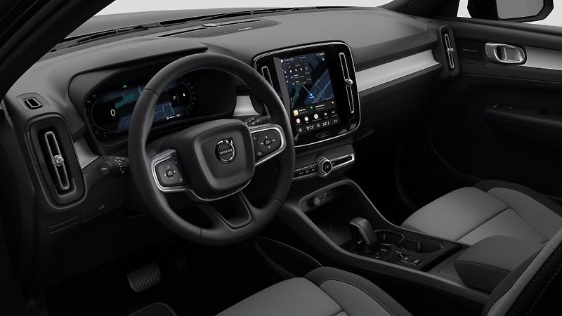 Volvo XC40 (2026) B4 AUT DARK PLUS - fotka 3 z 10