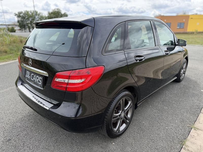 Mercedes-Benz Třídy B 200 CDI NAVI XENONY 2X KOLA - fotka 5 z 36