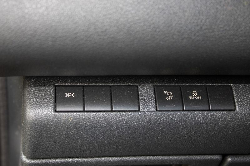 Peugeot 5008 - fotka 21 z 36