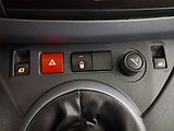Citroën Berlingo (2011) 1.6 HDi, 5Míst, ČR - náhled 16
