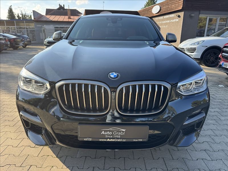 BMW X4 M40i - fotka 2 z 36