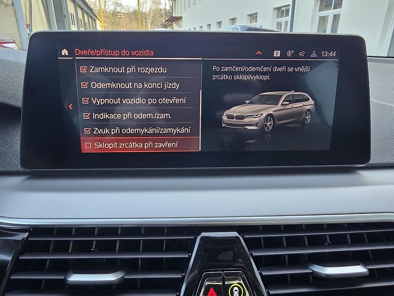 BMW Řada 5 518d 110kW LED+NAVI+KŮŽE - DPH - fotka 45 z 58