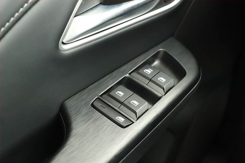MG ZS (2025) 1.5 i, Elegance, Navigace - fotka 12 z 14