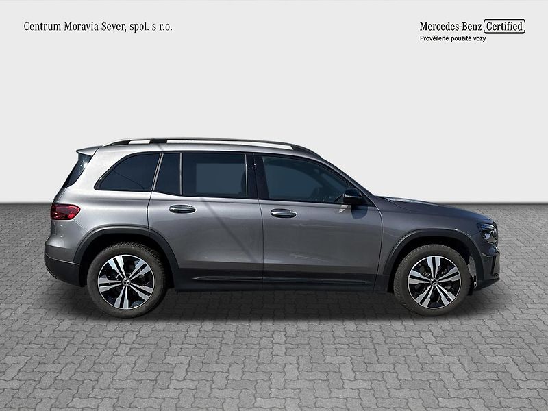 Mercedes-Benz GLB 200d 4MATIC - fotka 6 z 17