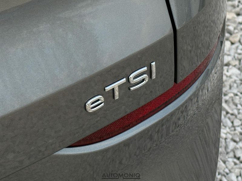 Volkswagen T-Roc (2026) 1.5 TSI LED, Výhrev, Záruka - fotka 26 z 26