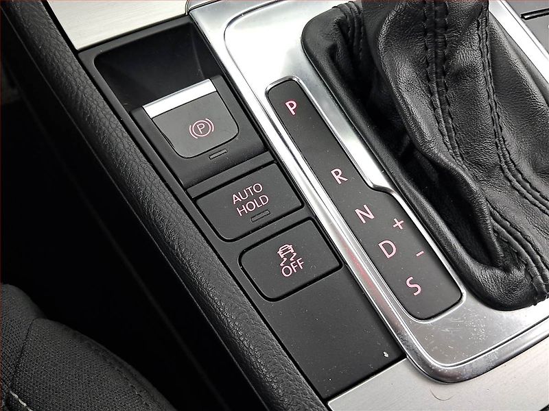 Volkswagen CC (2012) Comfortline 2.0 TDI, Automat - fotka 18 z 20