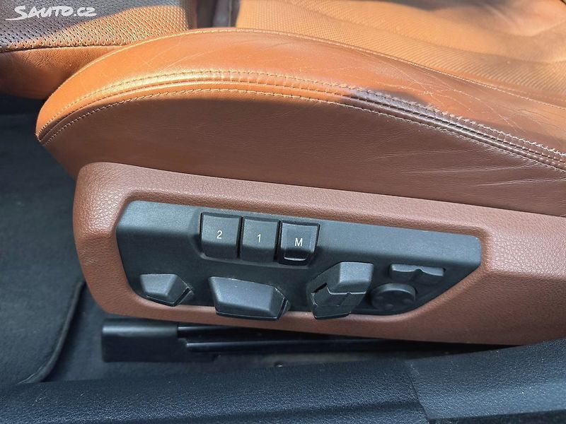 BMW Řada 6 650i xDrive CZ - fotka 30 z 39