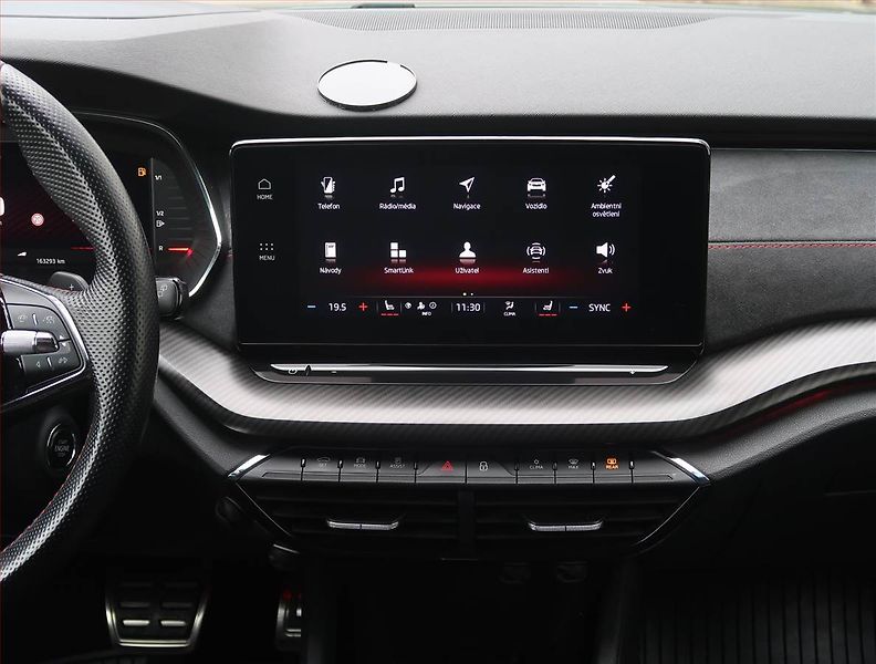 Škoda Octavia (2021) RS 2.0 TSI - fotka 12 z 32