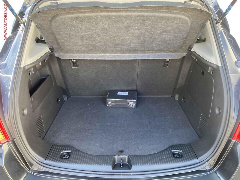 Opel Mokka (2016) 1.6i, AC, tempo - fotka 7 z 15