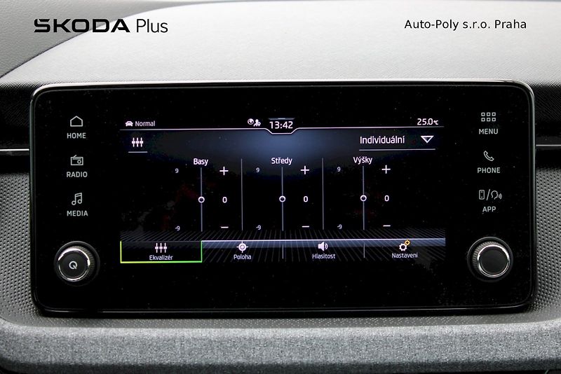 Škoda Scala (2025) 1.0 TSI 85 kW Selection - fotka 20 z 25