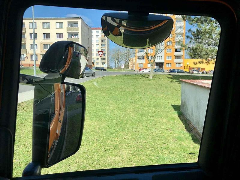 Popelářský vůz Scania G320.