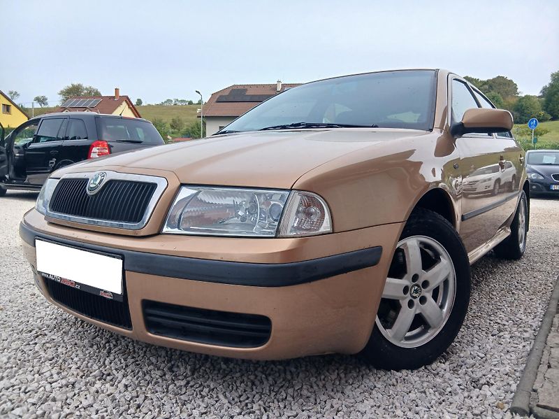 Škoda Octavia 1.9 TDi - fotka 6 z 29