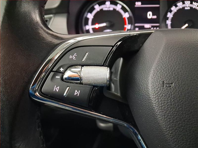 Škoda Fabia (2021) Style 1.0 TSI, Kůže, Tempomat - fotka 15 z 18