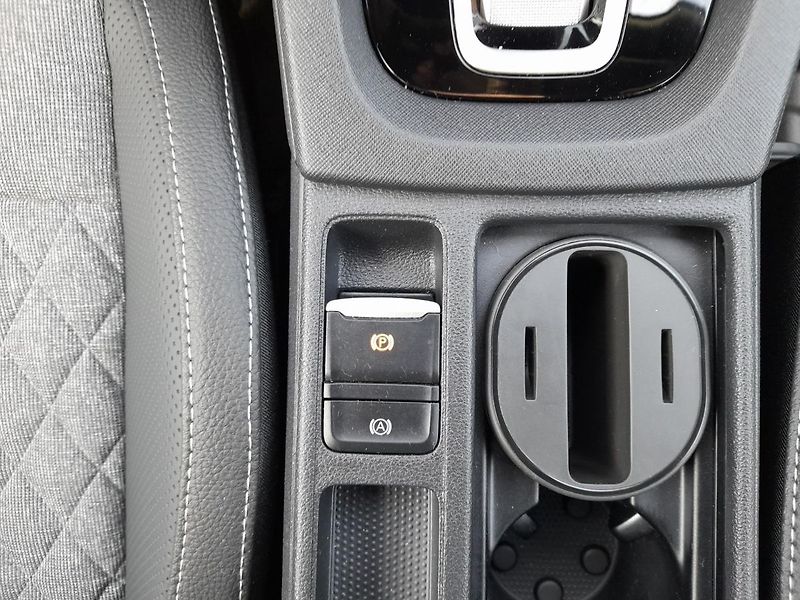 Škoda Octavia Sportline M-HEV 1.5 TSI 110kW - fotka 20 z 20
