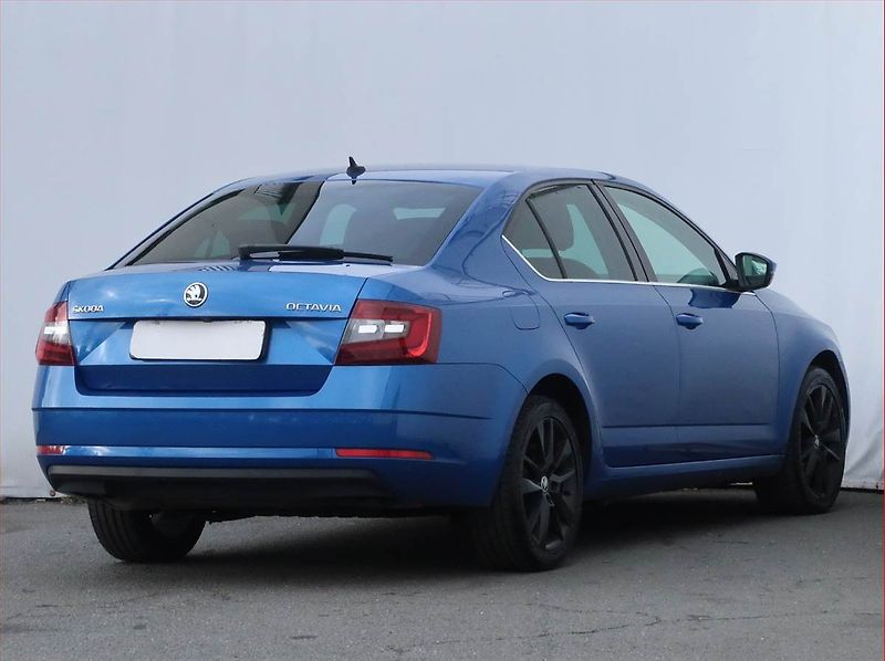 Škoda Octavia (2019) Style 2.0 TDI, Automat - fotka 5 z 22