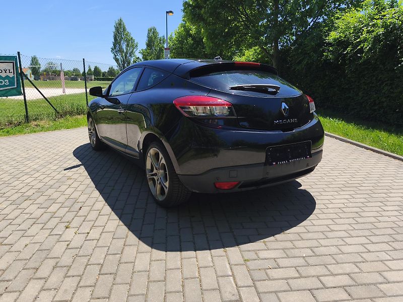 Renault Mégane 1.4 Tce 130 ps kupé - fotka 7 z 25