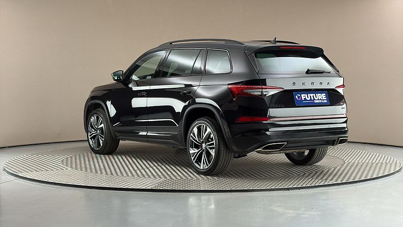 Škoda Kodiaq 2.0 TSI DSG 4x4 RS - fotka 2 z 32