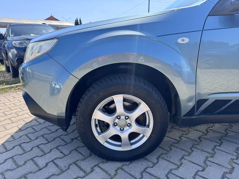 Subaru Forester (2008) 2,0i 110 KW TAŽNÉ SK STK - fotka 14 z 48