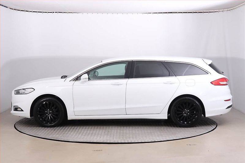 Ford Mondeo (2019) 2.0 TDCI, Automat, Serv.kniha - fotka 3 z 21