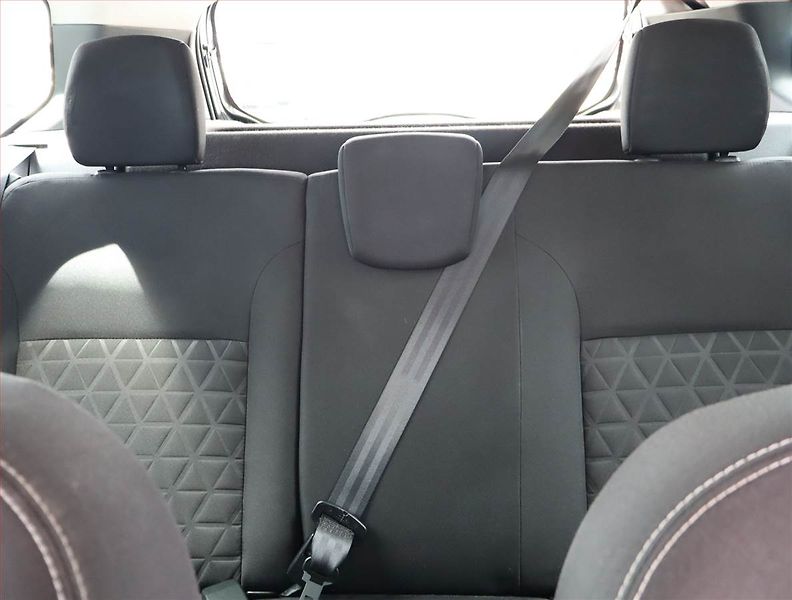 Dacia Duster (2014) 1.2 TCe, Navi, Tempomat - fotka 10 z 19
