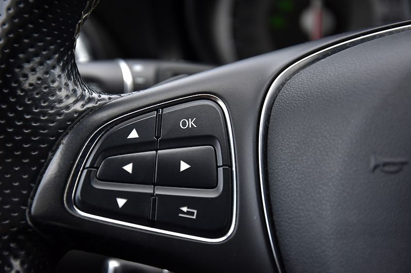 Mercedes-Benz CLA 200 CDi A/T,XENON,NAVI,KAMERA - fotka 14 z 50