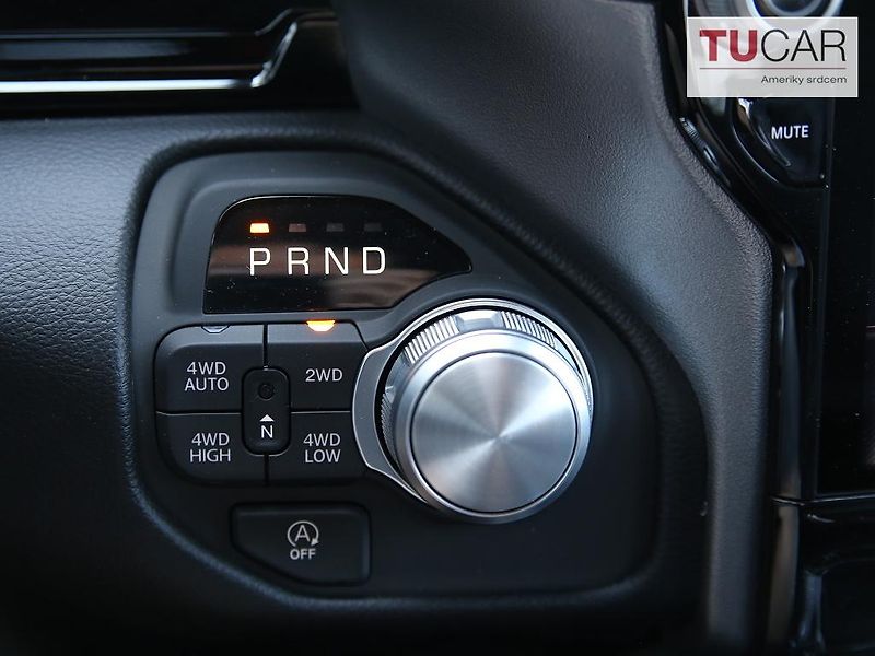 Dodge RAM (2026) 1500 Laramie 5.7 V8 HEMI 2026 - fotka 20 z 41