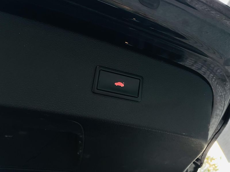Audi A7 3.0TDI AUT 4x4 KAMERA TAŽNÉ - fotka 22 z 46
