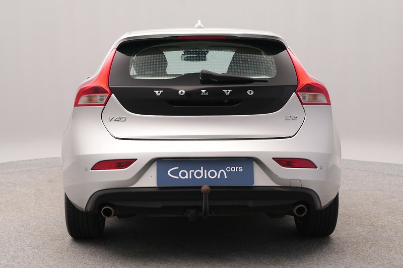 Volvo V40 D3 OCEAN RACE 1.maj - fotka 9 z 44