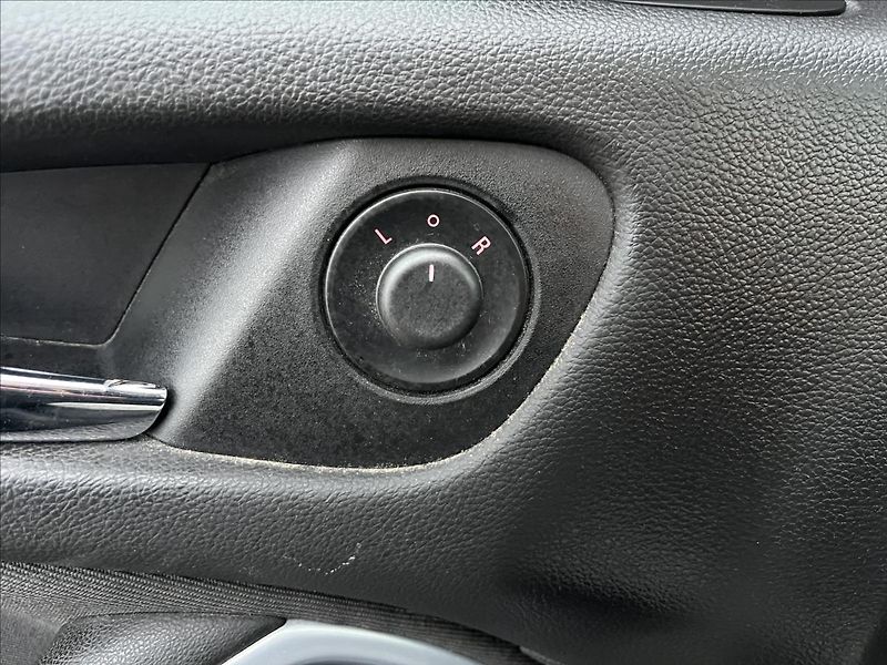 Opel Zafira 1,6 CDTi 100KW TOURER 2xKOLA - fotka 29 z 39