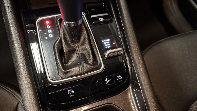 Jeep Compass (2021) 1.3i 4x4,PHEV,50km dojezd - fotka 27 z 51