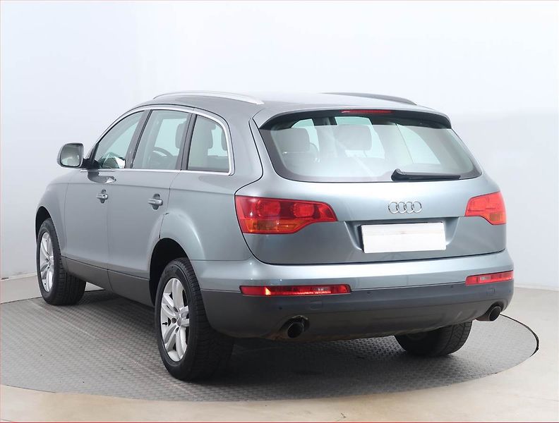 Audi Q7 (2008) 3.0 TDI, 4X4, Automat - fotka 4 z 15