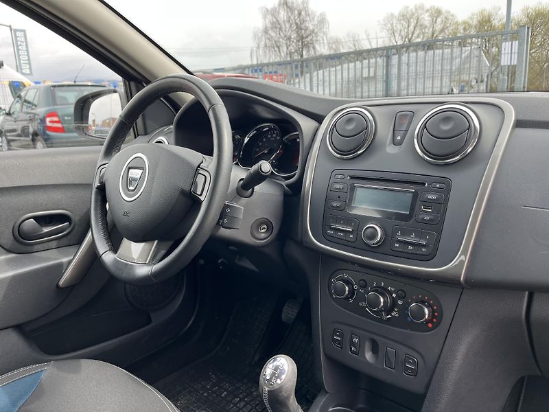 Dacia Logan (2015) MCV 0.9 i - fotka 10 z 11