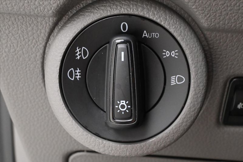 Volkswagen Transporter 2,0 TDI 110 kW Navigace Záruka - fotka 26 z 29