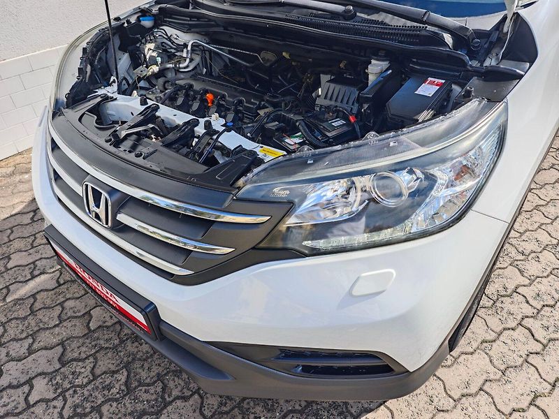 Honda CR-V (2013) 2.0 i-VTEC Comfort 2WD - fotka 30 z 38