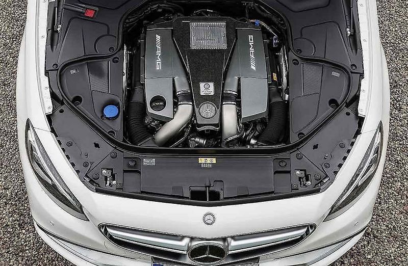 Mercedes-Benz S 63 AMG Coupé.