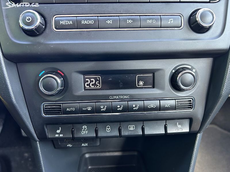 Škoda Rapid (2013) 1.2 TSi 63 KW servisní kniha - fotka 16 z 35