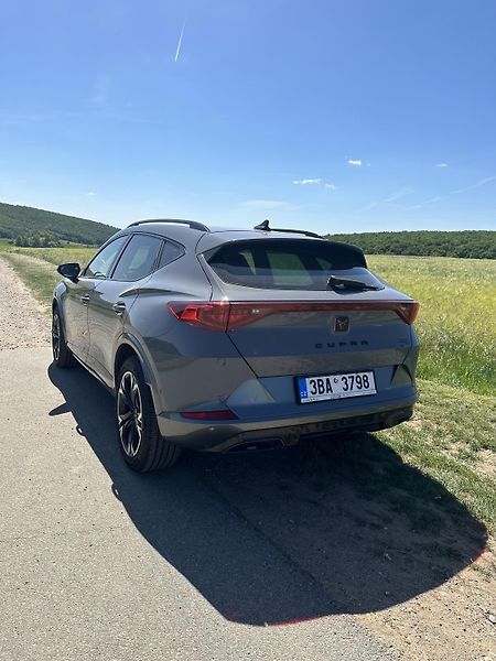 Cupra Formentor (2022) - fotka 2 z 7