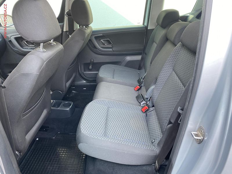 Škoda Roomster (2011) 1.2TSi, ČR, Style - fotka 10 z 18